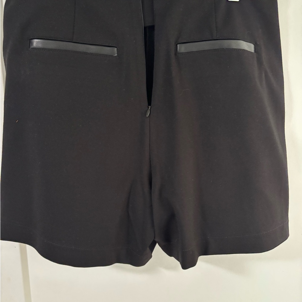 CAbi sz 6 - #4585 black Jett skort faux Leather - Picture 2 of 5